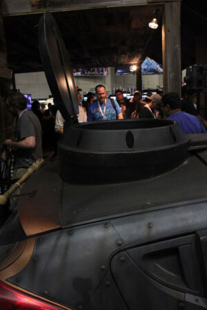 The Walking Dead na Comic-Con 2013: Veja fotos do Hyundai a prova de zumbis