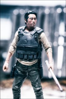 The walking dead action figure glenn 1