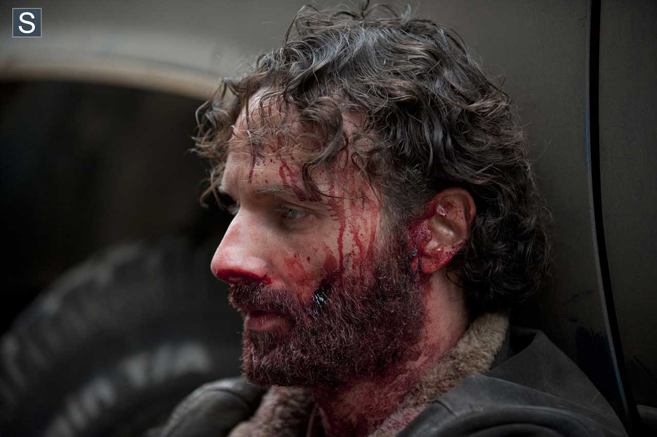 Rick Grimes (Andrew Lincoln) no 16º episódio da 4ª Temporada de The Walking Dead.