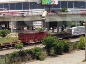 The Walking Dead 5 Temporada Van caindo do viaduto 4