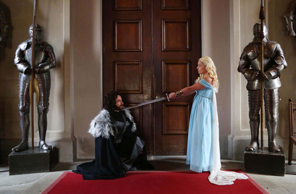 game-of-thrones-casamento-de-fãs-daenerys-jon-snow-casal