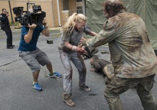 The walking dead 5 temporada bastidores s05e04 emily kinney beth greene