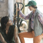 The Walking Dead 5 Temporada Bastidores S05E08 Norman Reedus Daryl Dixon Produtora Gale Ann Hurd