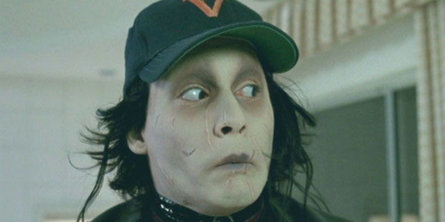 Johnny Depp Papeis Estranhos Edward Mãos de Tesoura