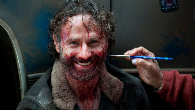 The-Walking-Dead-Imagens-Bastidores-5-Temporada-Andrew-Lincoln-Ensanguentado