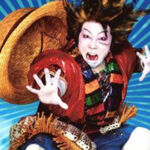 Visual de Luffy na adaptação de One Piece para kabuki e elenco da peça