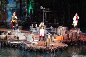 One Piece USJ Universal Studios Japan Premier Show 2015 Apresenta%C3%A7%C3%A3o Live Action 11