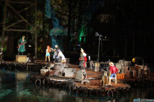 One Piece USJ Universal Studios Japan Premier Show 2015 Apresenta%C3%A7%C3%A3o Live Action 15 Nami Zoro Marinha