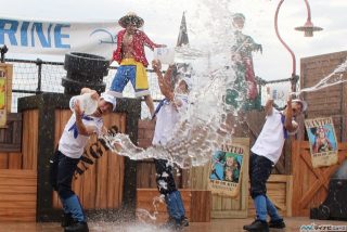 One piece usj universal studios japan premier show 2015 water battle 21