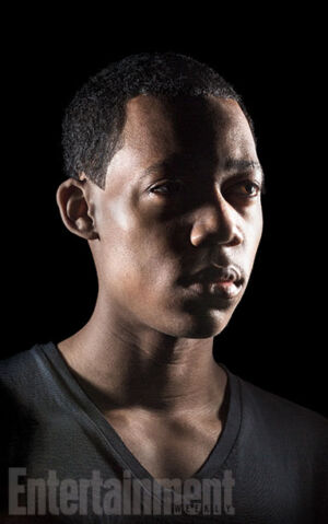 the walking dead reuniao dos mortos 11 tyler james williams