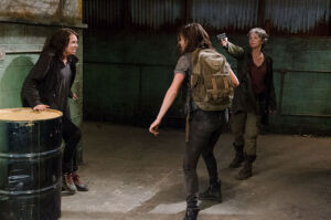 the walking dead s06e13 extra 03 maggie michelle carol