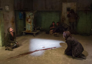 the walking dead s06e13 foto 02 carol peletier maggie greene