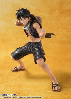 One piece monkey d luffy figuarts zero one piece film gold 1