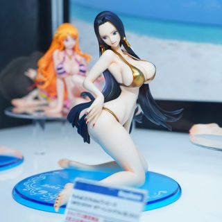 One piece boa hancock ver bb gold pop limited edition megahobby expo spring 2016 5