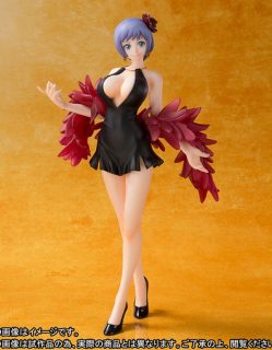 Carina figuarts zero one piece film gold ver 2