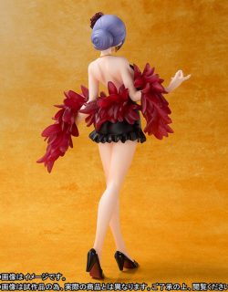 Carina figuarts zero one piece film gold ver 4