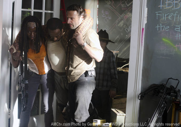 The walking dead s03e12 foto oficial 06 michonne morgan rick carl