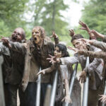 Robert Kirkman revela quantas pessoas VIVAS restaram no mundo em The Walking Dead!