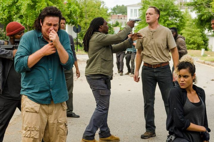 the walking dead s07e08 foto extra 23 eugene tobin arat