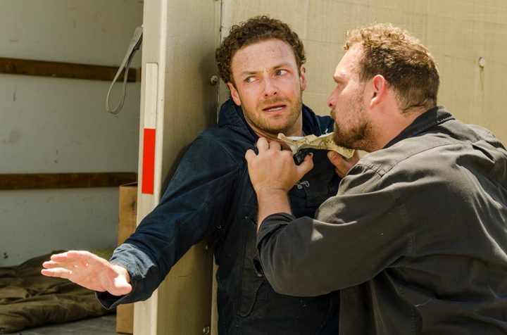 the walking dead s07e08 foto extra 24 aaron david
