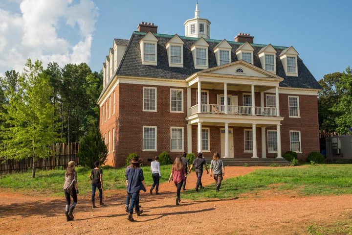 the walking dead s07e08 foto extra 34 hilltop