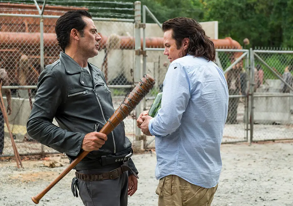 The walking dead s07e11 foto oficial 01 negan eugene