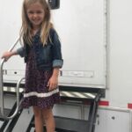 Kinsley Isla Dillon 01