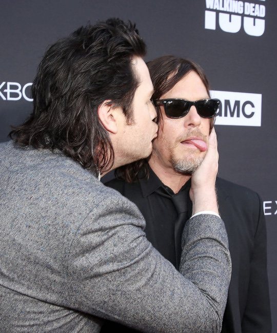 The walking dead 8 temporada premiere twd 100 norman reedus josh mcdermitt