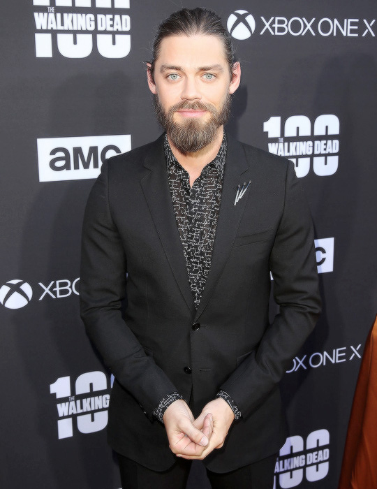 The walking dead 8 temporada premiere twd 100 tom payne