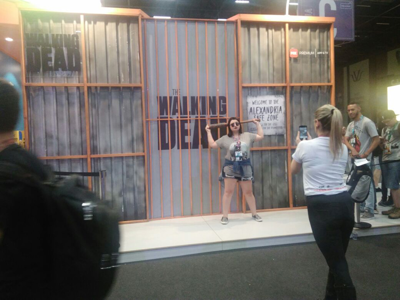 The walking dead ccxp 2017 stand