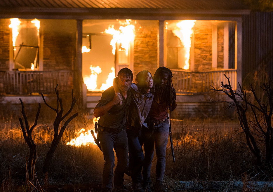 The walking dead s08e09 foto oficial 03 rick carl michonne