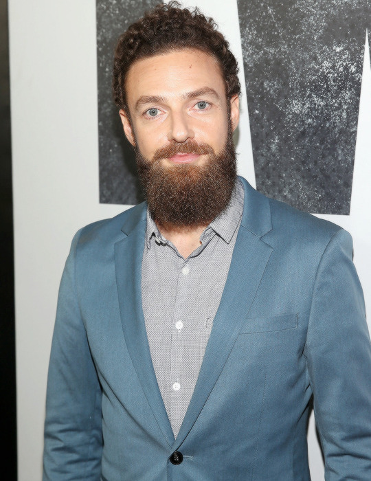 The walking dead 9 temporada premiere after party 14 ross marquand