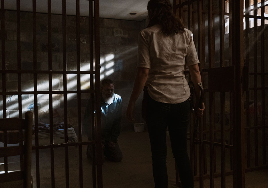 Maggie confronta Negan em definitivo, no 5º episódio da 9ª temporada de The Walking Dead.