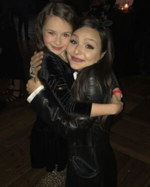 the walking dead 10 temporada encerramento filmagens festa 07 cassady mcclincy cailey fleming