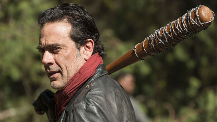 Negan, no 16º episódio da 7ª temporada de The Walking Dead.