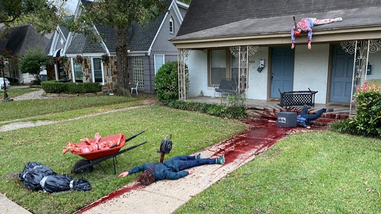 Decoração hiperrealista de Halloween no Texas em 2020.