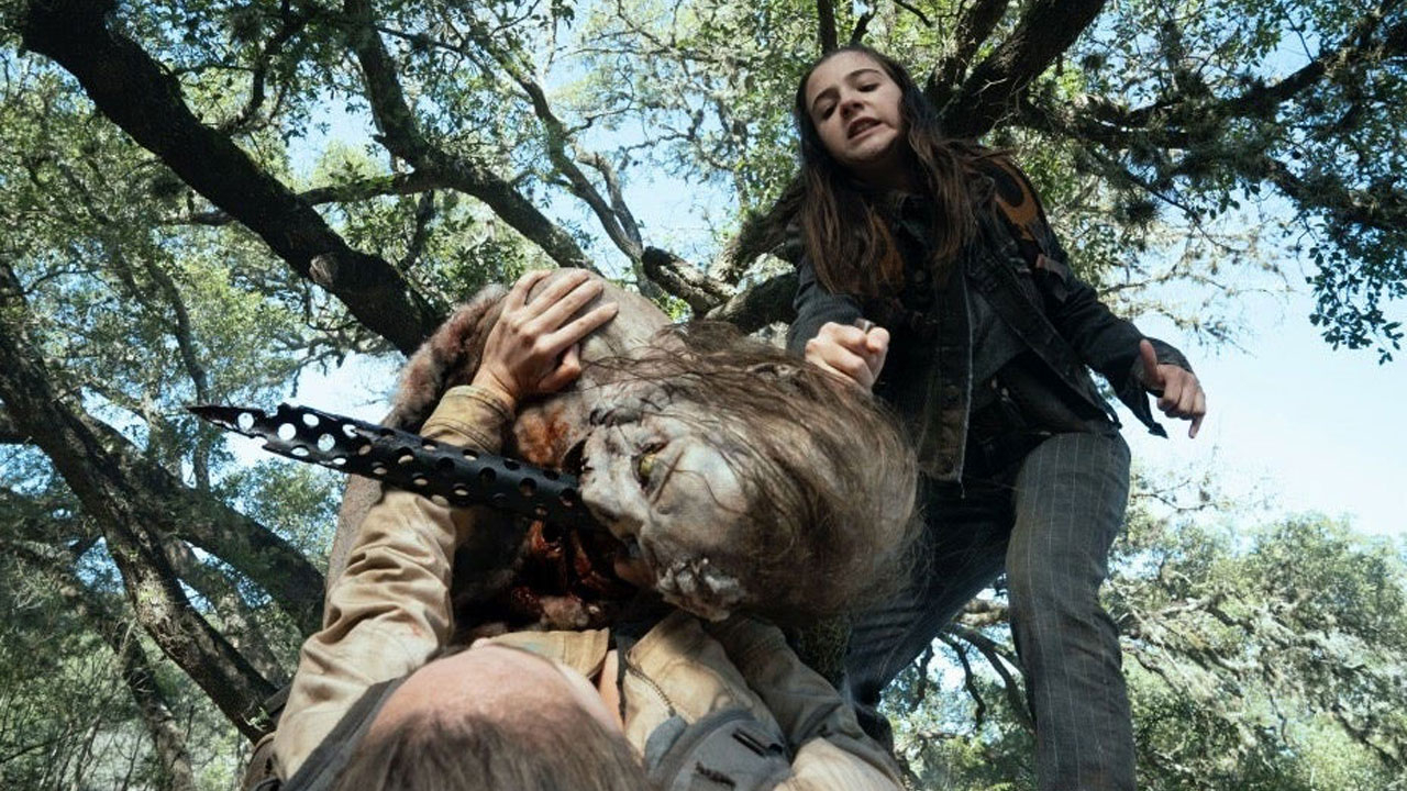 Alicia e Charlie abatem zumbi no 7º episódio da 6ª temporada de Fear The Walking Dead