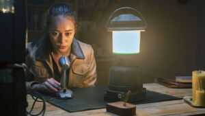 Alicia Clark no 7º episódio da 6ª temporada de Fear The Walking Dead.