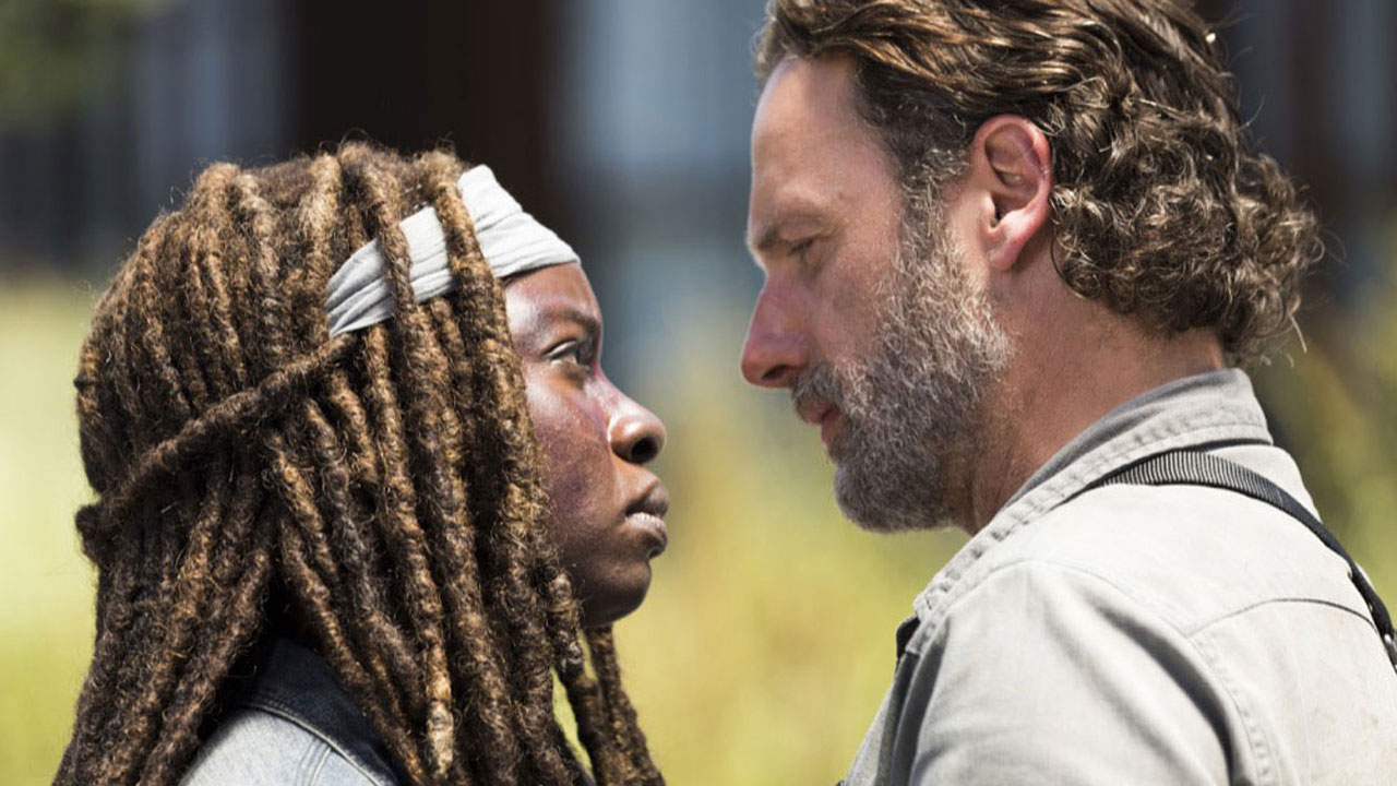 Michonne e Rick no 1º episódio da 8ª temporada de The Walking Dead.