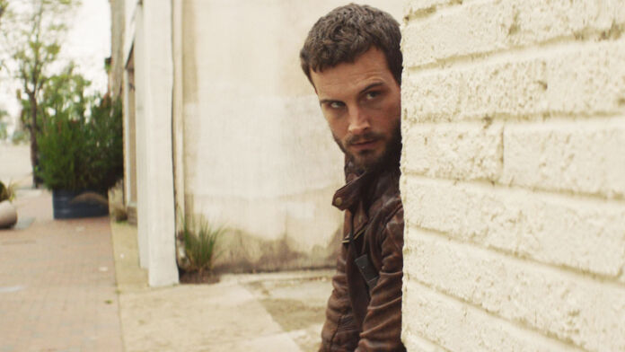 Felix, no 6º episódio da 1ª temporada de The Walking Dead: World Beyond.