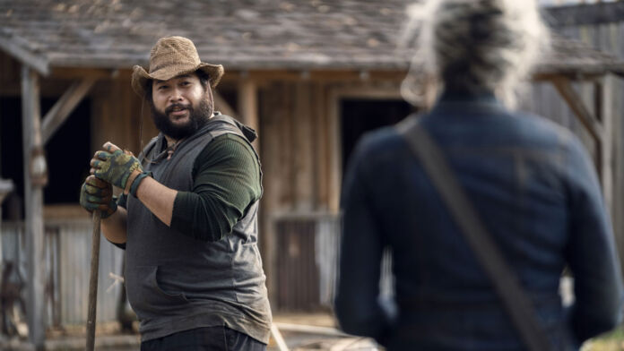 Jerry e Carol no 21º episódio da 10ª temporada de The Walking Dead (S10E21 - 