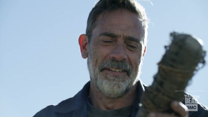 Negan desenterra Lucille no 22º episódio da 10ª temporada de The Walking Dead (S10E22 - 
