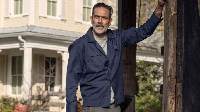 Negan em Alexandria no 22º episódio da 10ª temporada de The Walking Dead (S10E22 - 