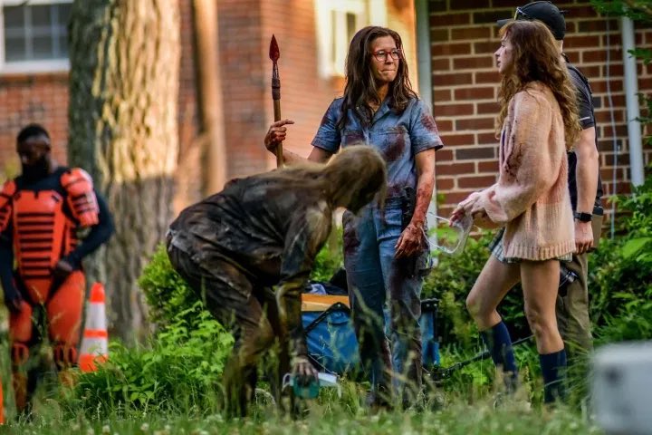 Novas personagens nos bastidores da 11ª temporada de the walking dead (foto 4 de 4).