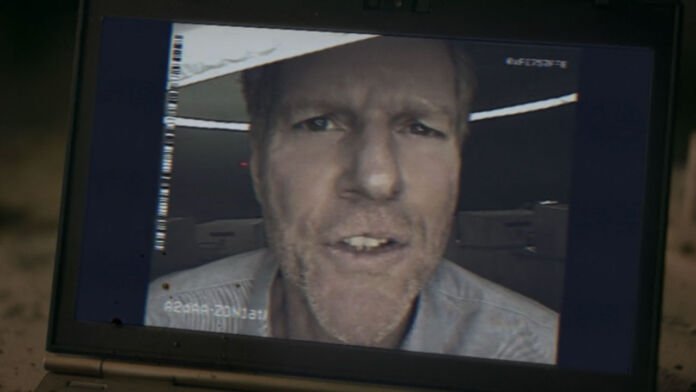 Dr. Edwin Jenner (Noah Emerich) no 10º episódio da 2ª temporada de The Walking Dead: World Beyond (S02E10 - 