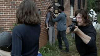 Hershel, Maggie, Lance, Elijah e Daryl no 15º episódio da 11ª temporada de The Walking Dead (S11E15 - "Trust").