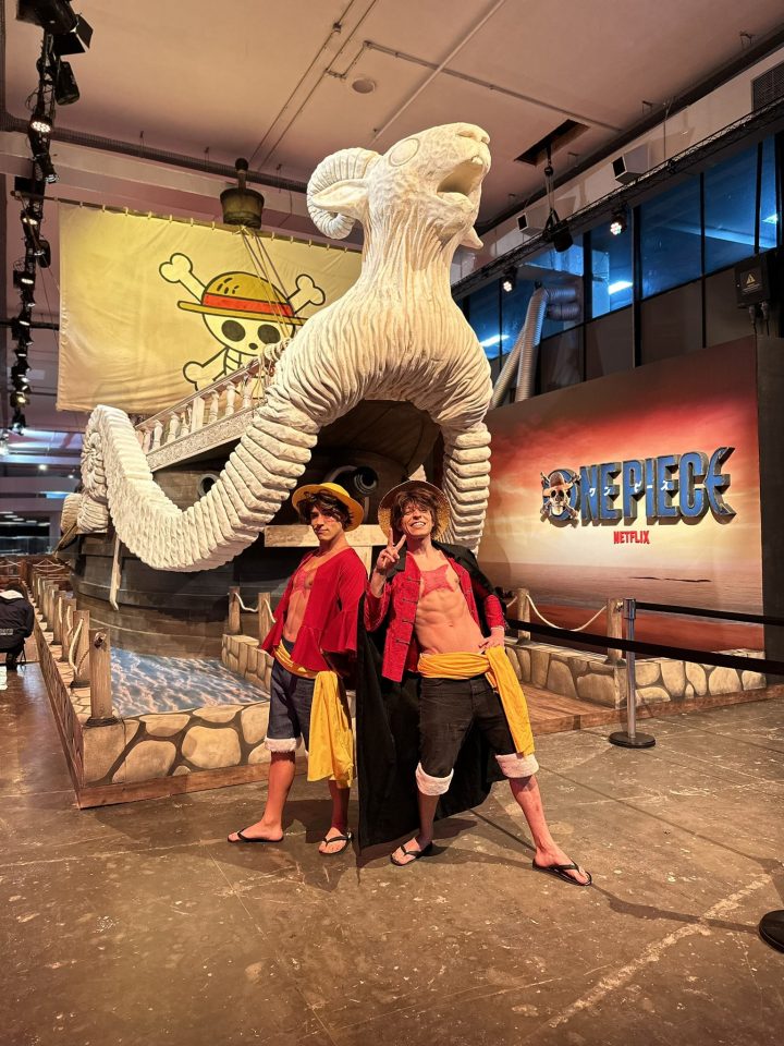 One Piece Live Action  Roupas do Luffy são reveladas em evento da