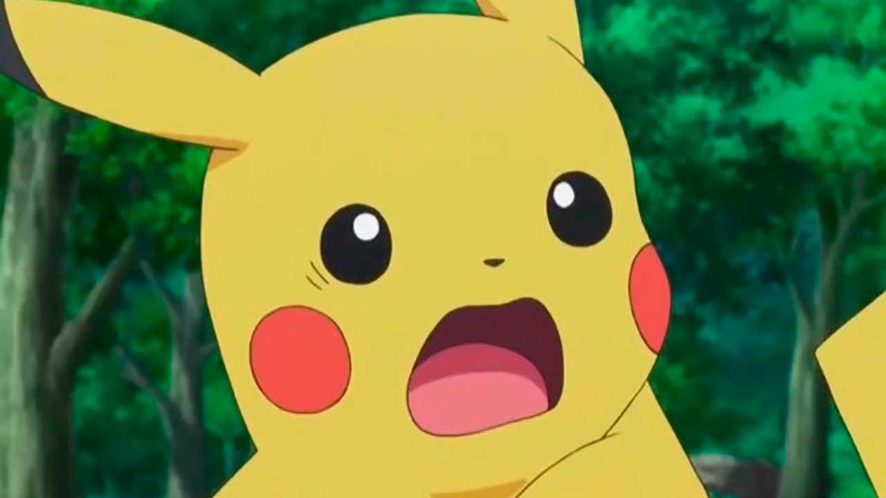 Homem invade loja com motosserra para roubar cartas de Pokémon na Flórida
